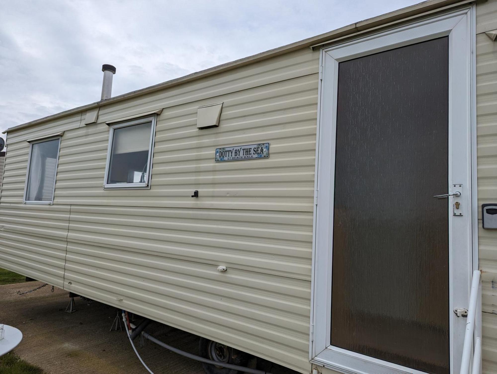 Dotty By The Sea, 27 Bw, St Osyth Beach - Price Is Whole Caravan With Field Views Villa Saint Osyth ภายนอก รูปภาพ